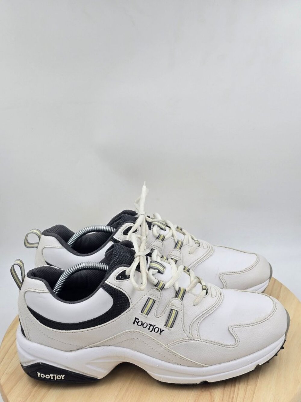 Footjoy Greenjoys 45335 Men's White Synthetic Leather Lace Up Golf Shoes sz 11m
